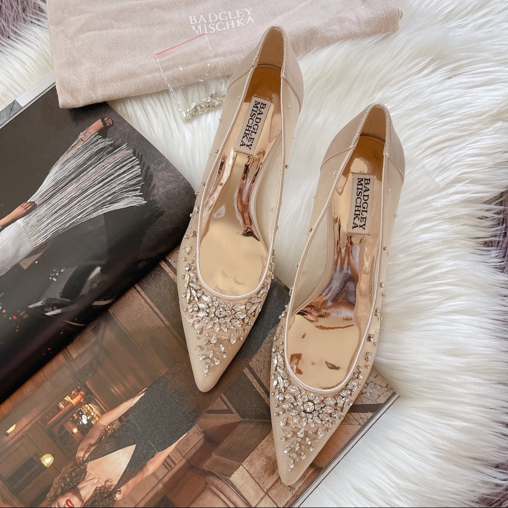 COPY - Badgley Mischka Onyx kitten heel pump